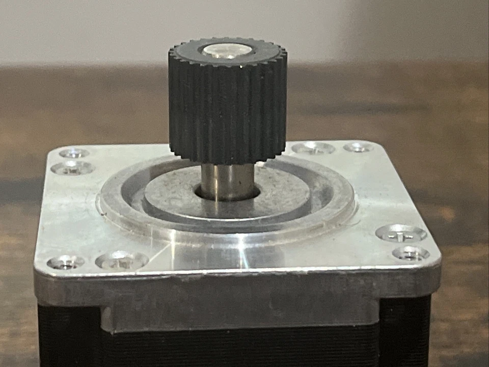 MINEBEA MATSUSHITA  23KM-K102-P1V - STEPPER MOTOR - NEVER USED - GENUINE PART - Image 3 of 4