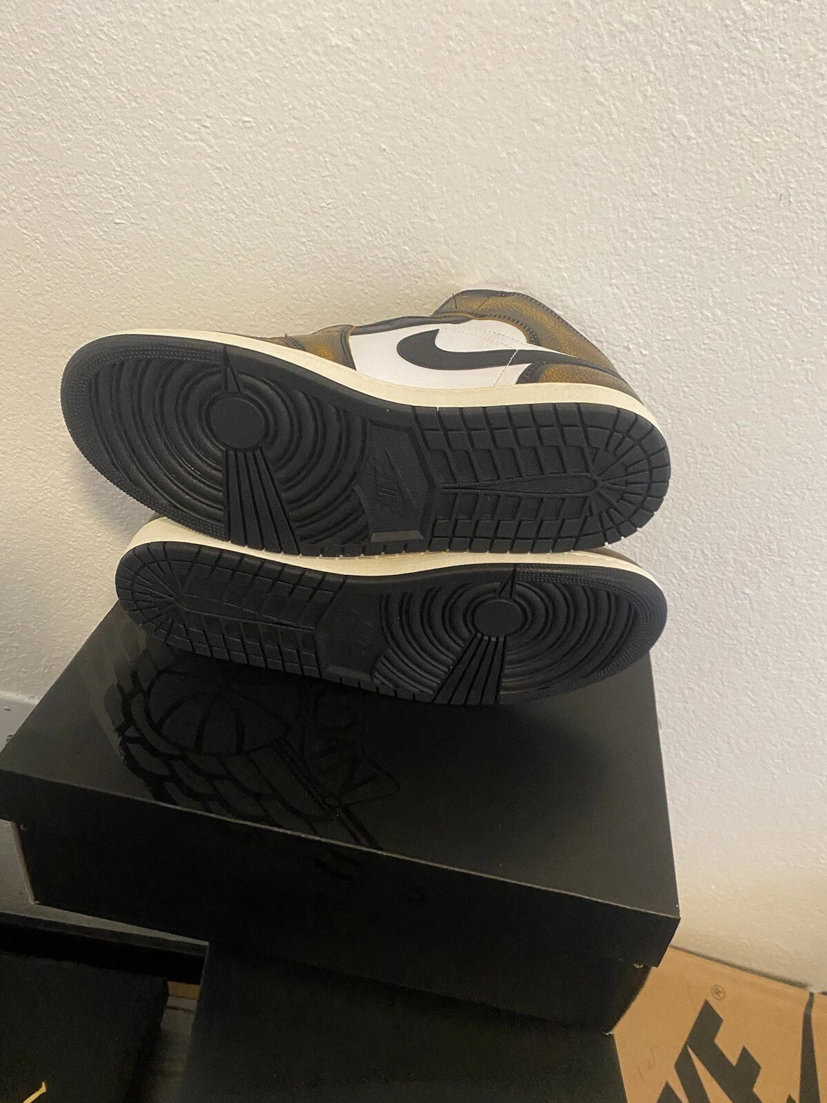 Taglia 12 5 Air Jordan 1 SE Mid Wear Away Taxi