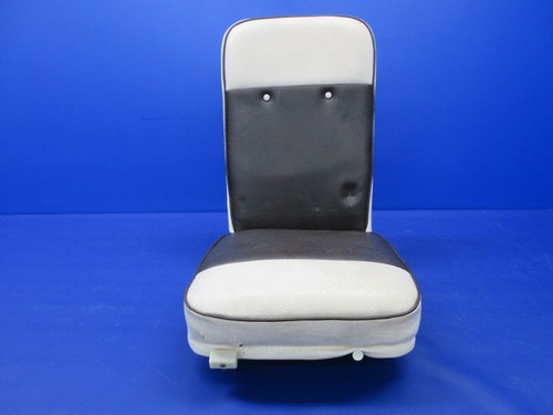 Cessna 150 / 150D RH Front Seat P/N 0400118-36 (0225-1200)