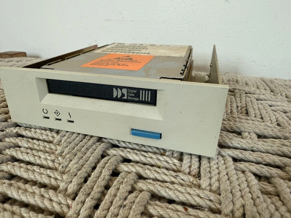 🍊Vintage 1992 IBM 55F9274 55F9306 Internal Tape Drive 4GB 8GB 4326NP - Image 2 of 4