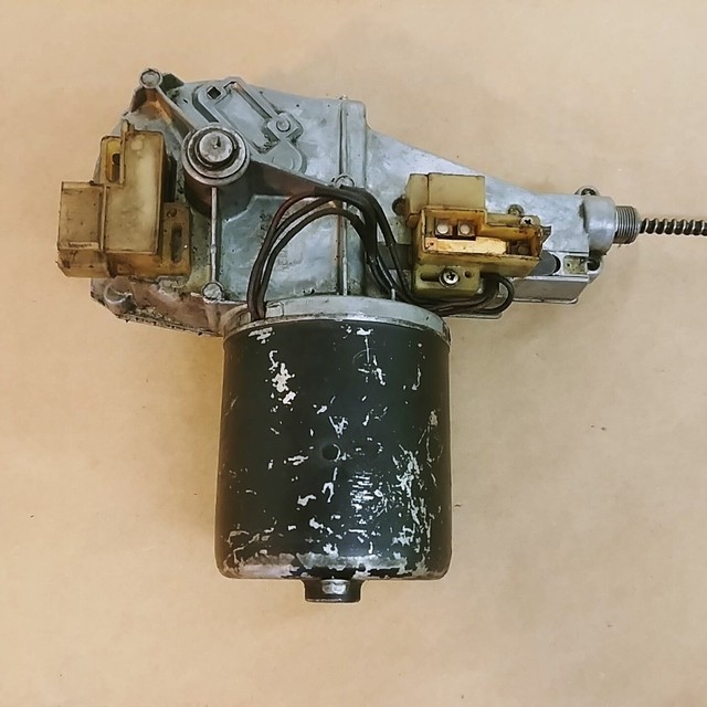 Jaguar XJ6 Series 2 Original Windshield Wiper Motor Lucas 75883D Dated