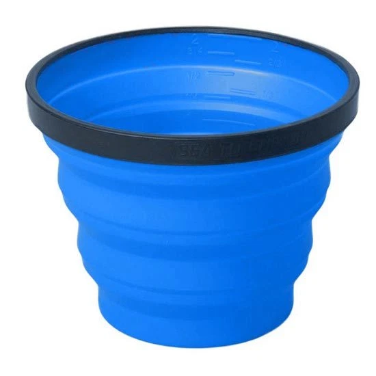 Bottiglie e thermos blu