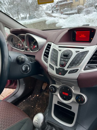 Ford Fiesta - Bild 11 von 12