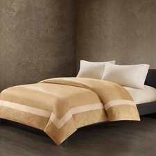 NATORI Gobi Palace King or Queen Duvet Cover - Gold (NA12-1611,NA12-1610)
