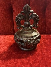“Hobby Lobby” Decorative Brown Resin Fleur De Lis Victorian Style - Sz 8” /H