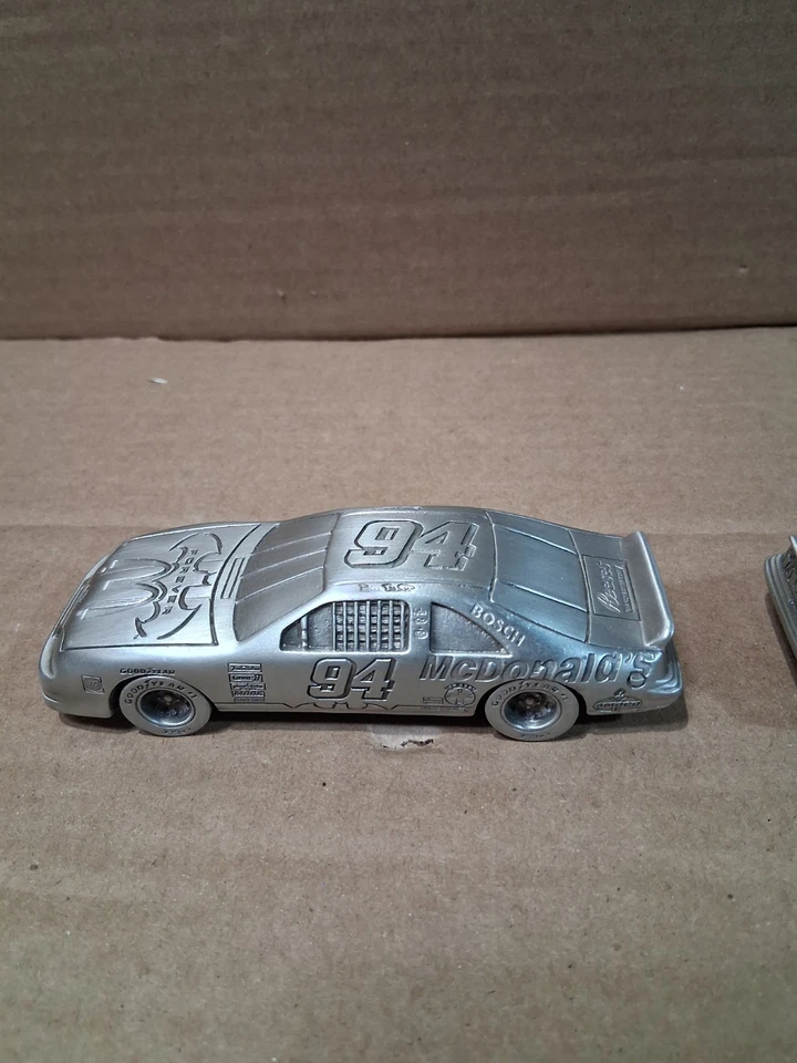 Vintage 1995 McDonalds Bill Elliot #94 Ford Thunderbird Pewter Cars - Image 4 of 4