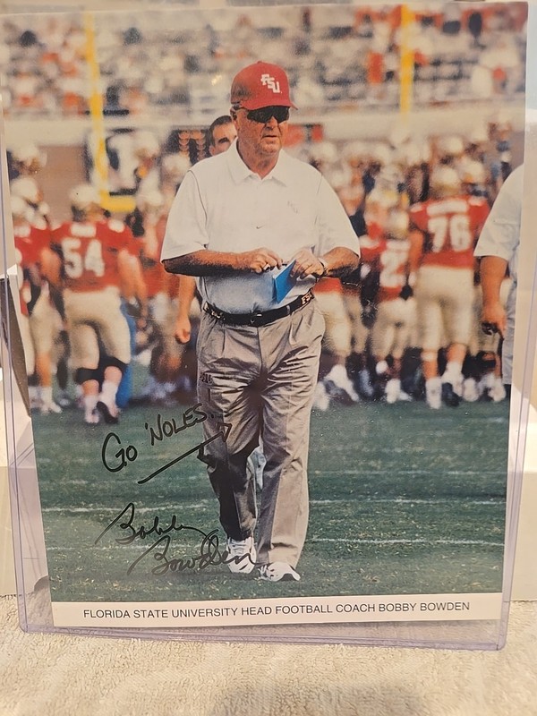 Bobby Bowden FSU Signed 8x10 Go Noles