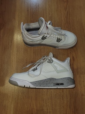Air Jordan 4 Retro White Oreo