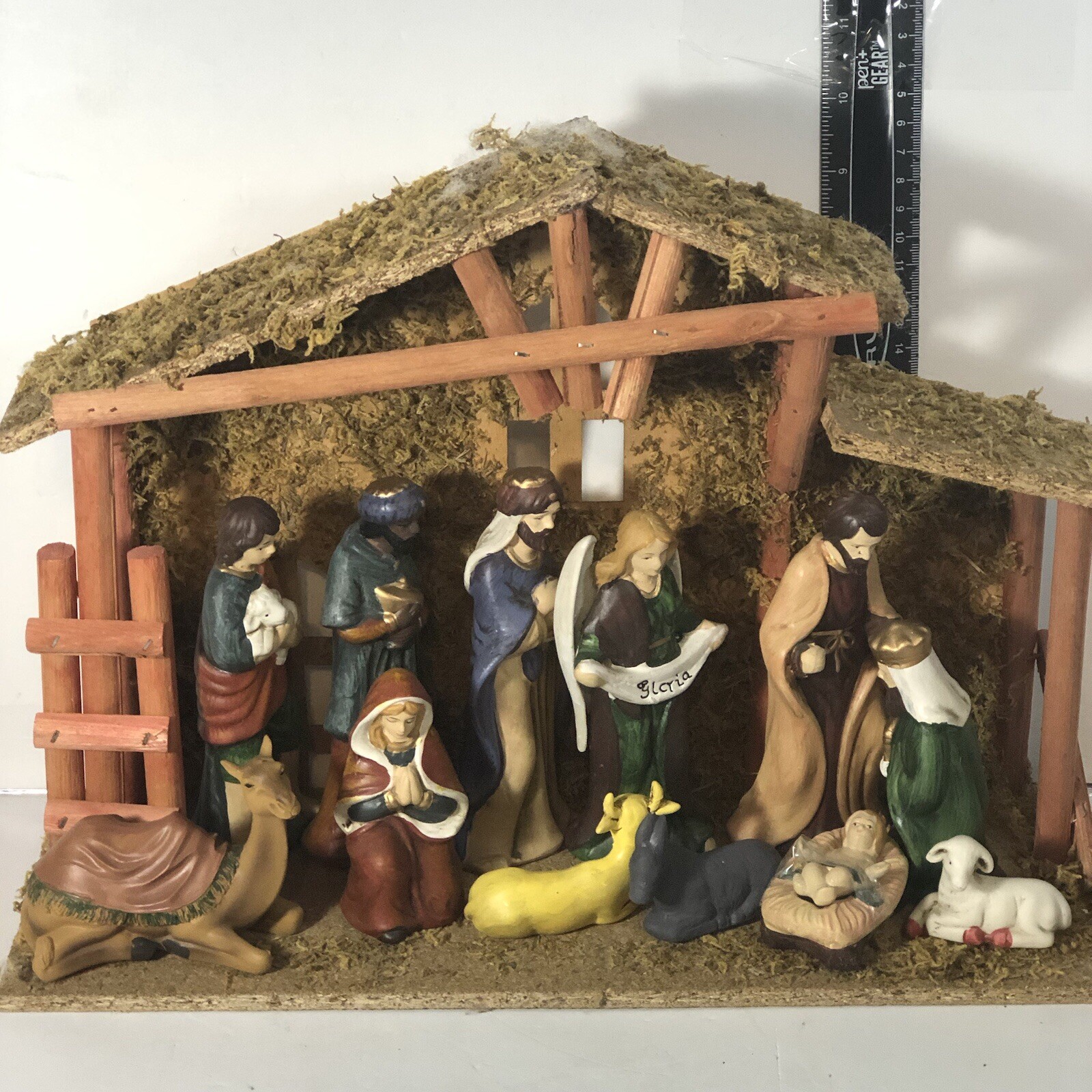 Nativity Scene Shunmei 12 Piece Ceramic 5" Figurines with Mossy Stable Complete