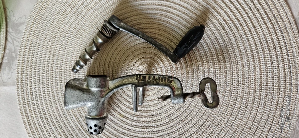  JUPITER Kaumaschine - Zerkleinerer /kleiner Fleischwolf Gebraucht - Bild 4 von 4