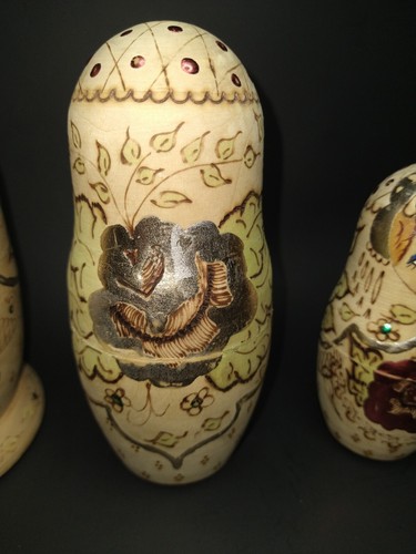 Vintage Matryoshka RUSSIAN Nesting Dolls set of 5 Hand Crafted Wooden Rare Paint - Picture 8 of 23