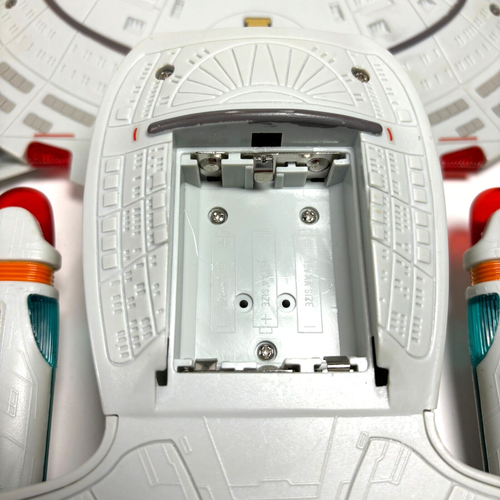 Playmates 1992 Star Trek Generations Starship Enterprise NCC-1701-D #6102 ¡FUNCIONA! - Imagen 9 de 9