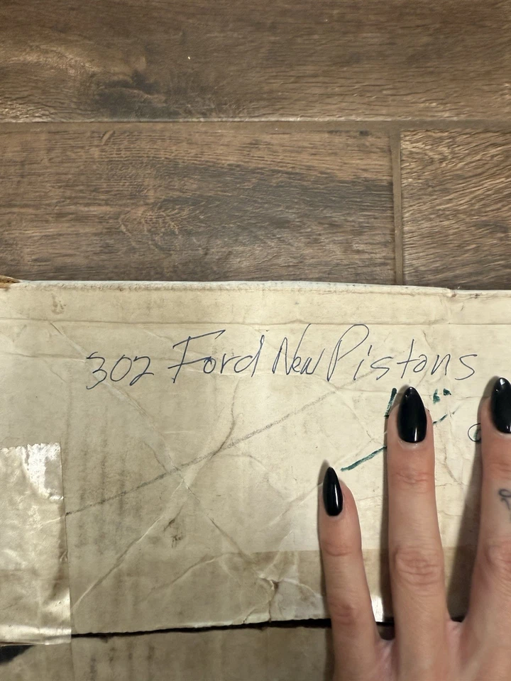 Set of 8 New POWER V8 PISTONS .060  H273CP  Ford 302 Perfect - Image 3 of 4