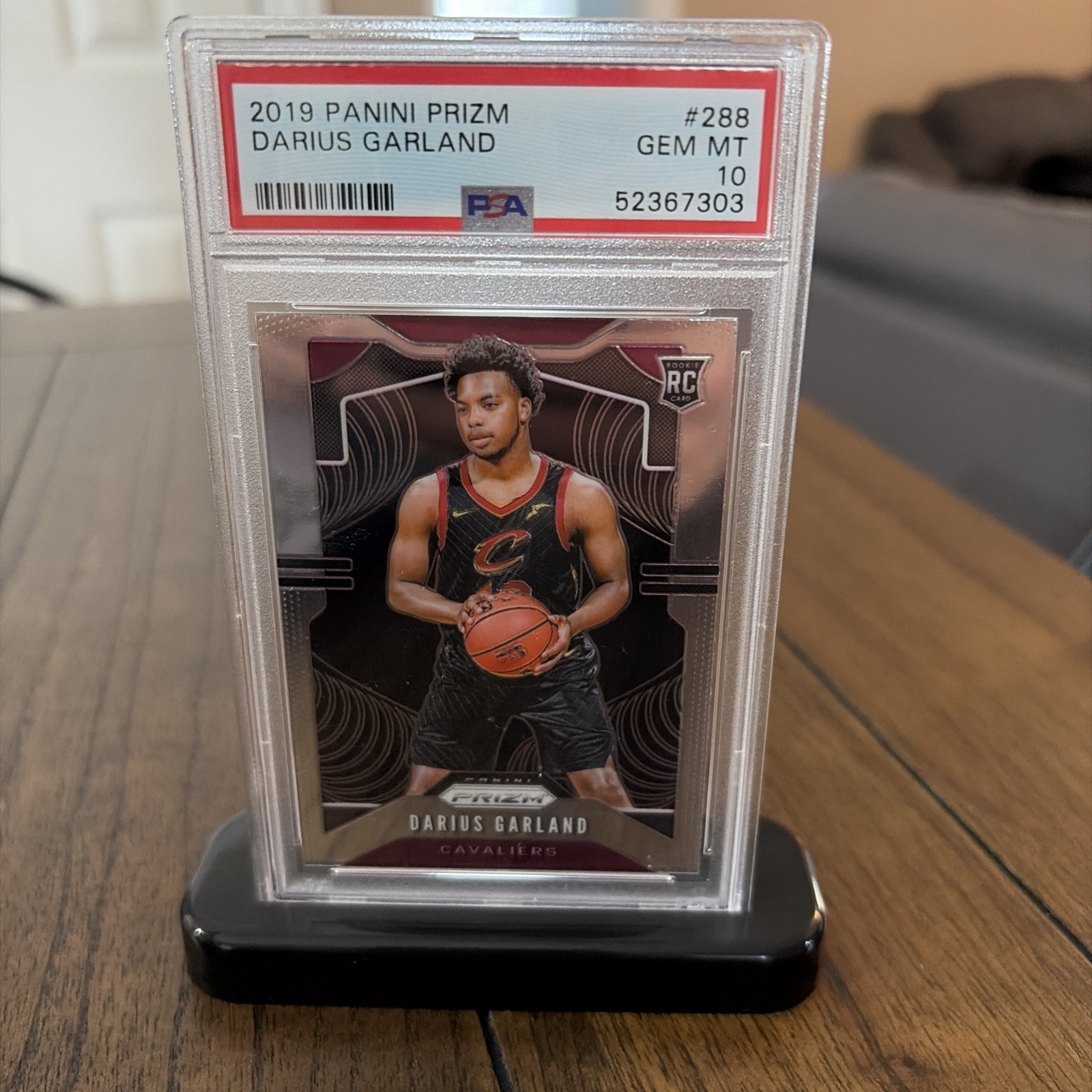 2019-20 Panini Prizm - Rookie Darius Garland #288 Facing Center (RC)