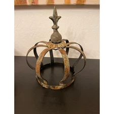 Vintage distressed salvaged style metal French chic crown 