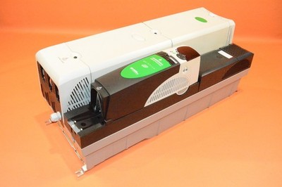 Emerson Control Techniques SPMD1424 Frequenzumrichter + SM-Control Master
