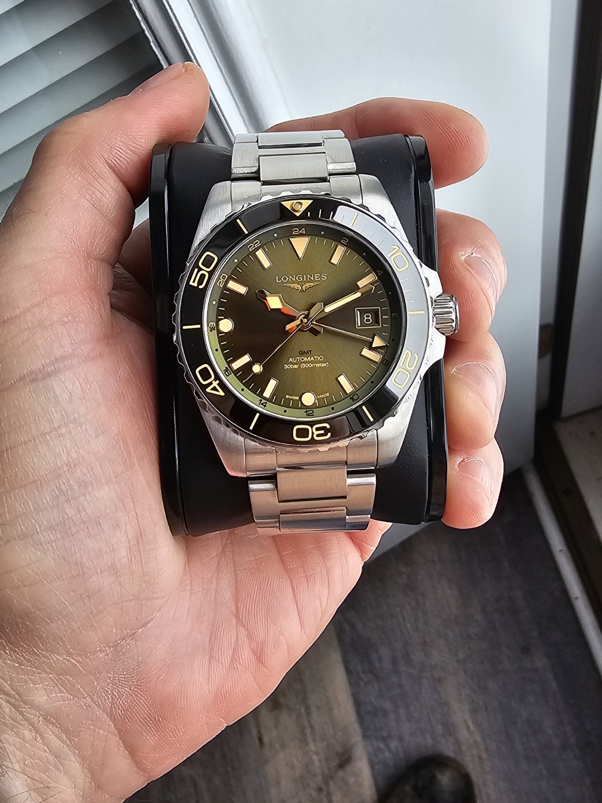 Longines HydroConquest GMT 41mm Green Dial. Power reserve 72 hours / L844