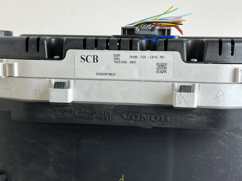 Velocímetro Honda Passport Instrument Cluster 2023 78100-TGS-CB10-M1 OEM Foto 4 de 4
