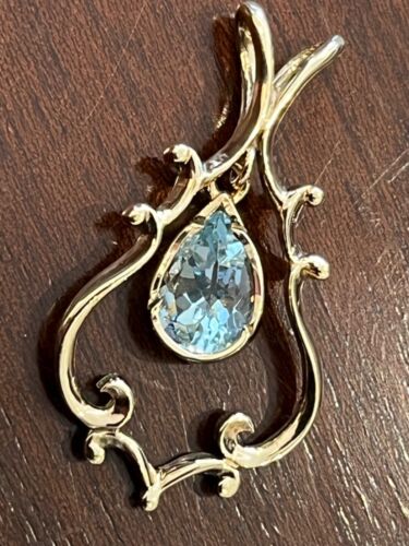 Vintage 9ct gold aquamarine pendant