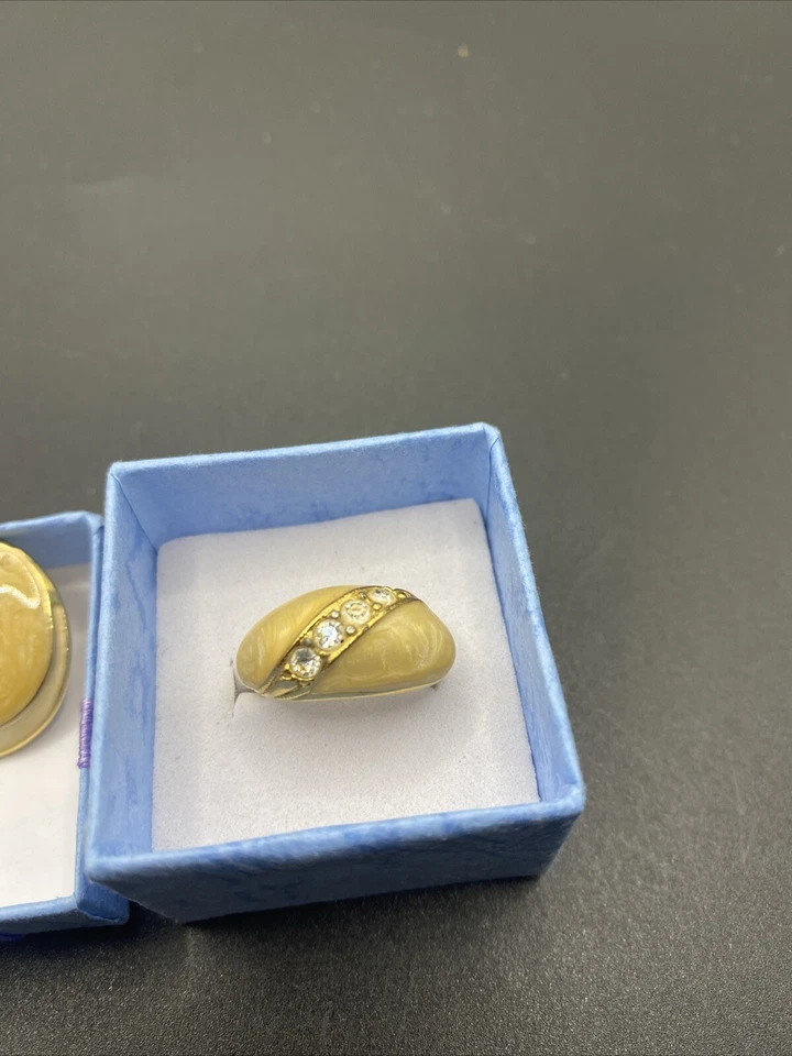 Conjunto de anillos y pendientes vintage esmaltados champán tono oro brillante Foto 3 de 4