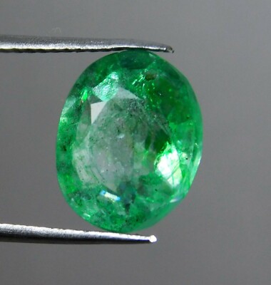 3 CT Natural Beautiful Oval Cut Colombian Green Emerald Loose Gemstone