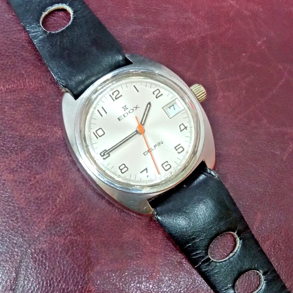 Edox Delfin 1960s Vintage Diver 20 ATM Stainless Steel Manual Wind 36mm Watch - Image 2 of 4