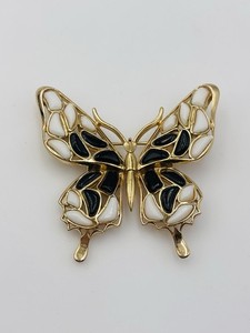 Authentic Trifari Vintage Gold Plated Modern Mosaic Black White Glass Butterfly Brooch Pin