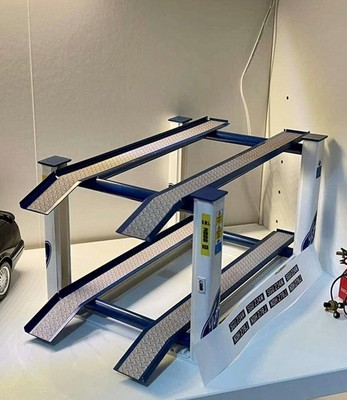Maßstab 1:18 4 Post Garage 2 Etagen Rampe / Stapler Diorama Otto Minichamps Norev