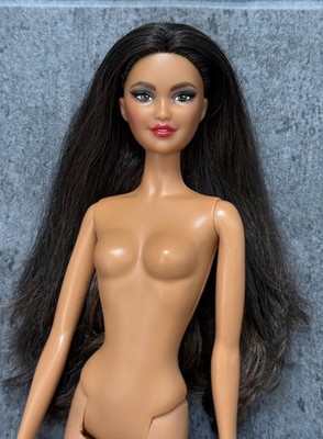 Barbie Collector Model Muse Holiday Fashion Kira Face 2021