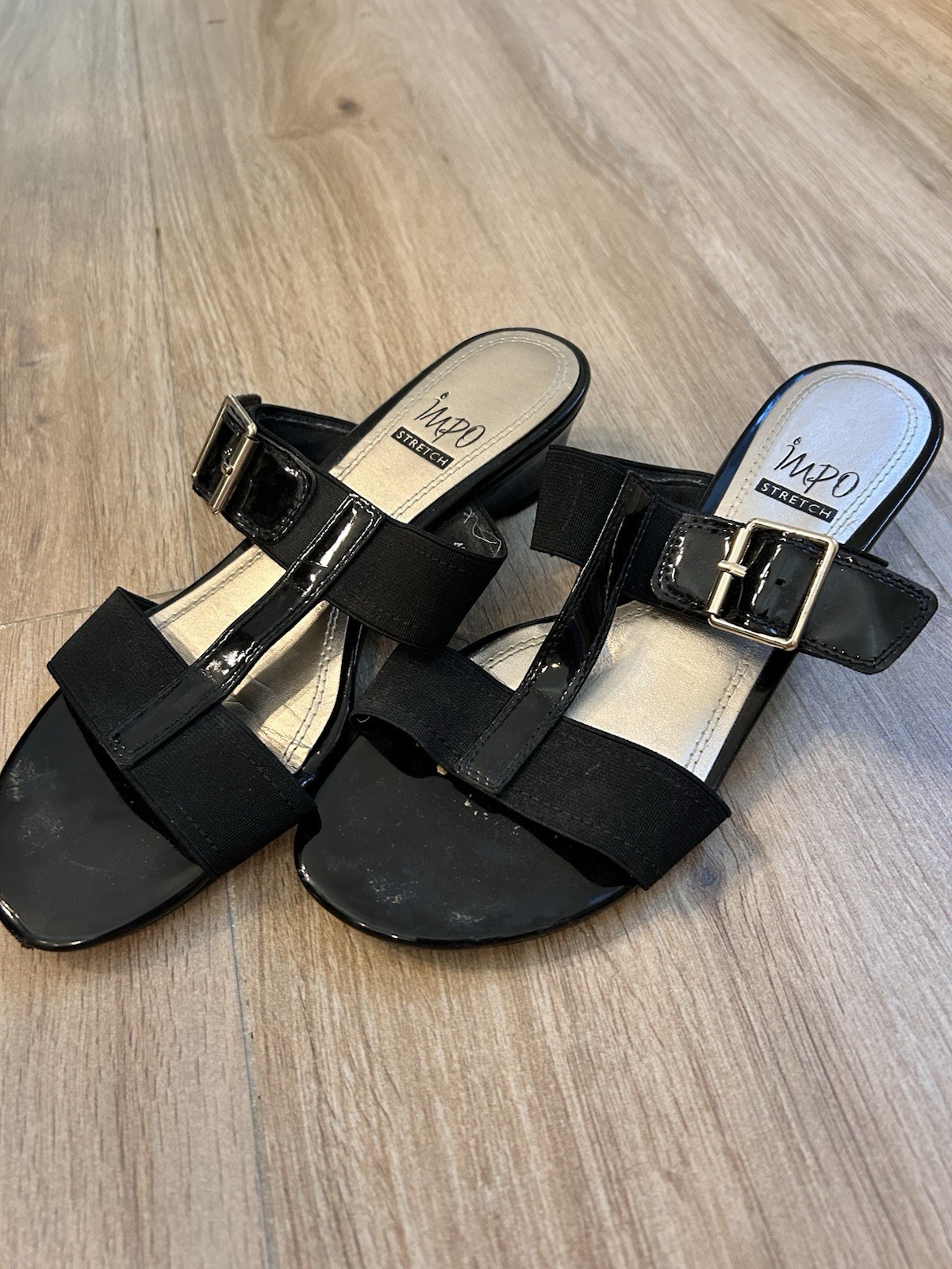 Women’s Cole Haan Sandals Size 6.5b  Slip On Brown Patent Leather Wedge