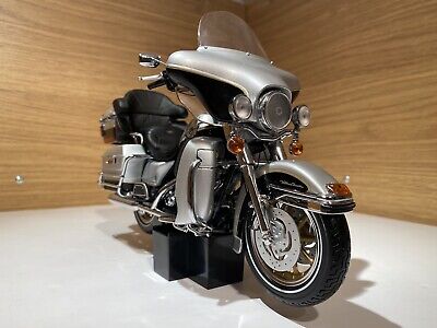 FRANKLIN MINT 1:10 HARLEY DAVIDSON 2003 ELECTRA GLIDE 100TH FRANKLIN MINT 1:10 HARLEY DAVIDSON 2003 ELECTRA GLIDE 100TH