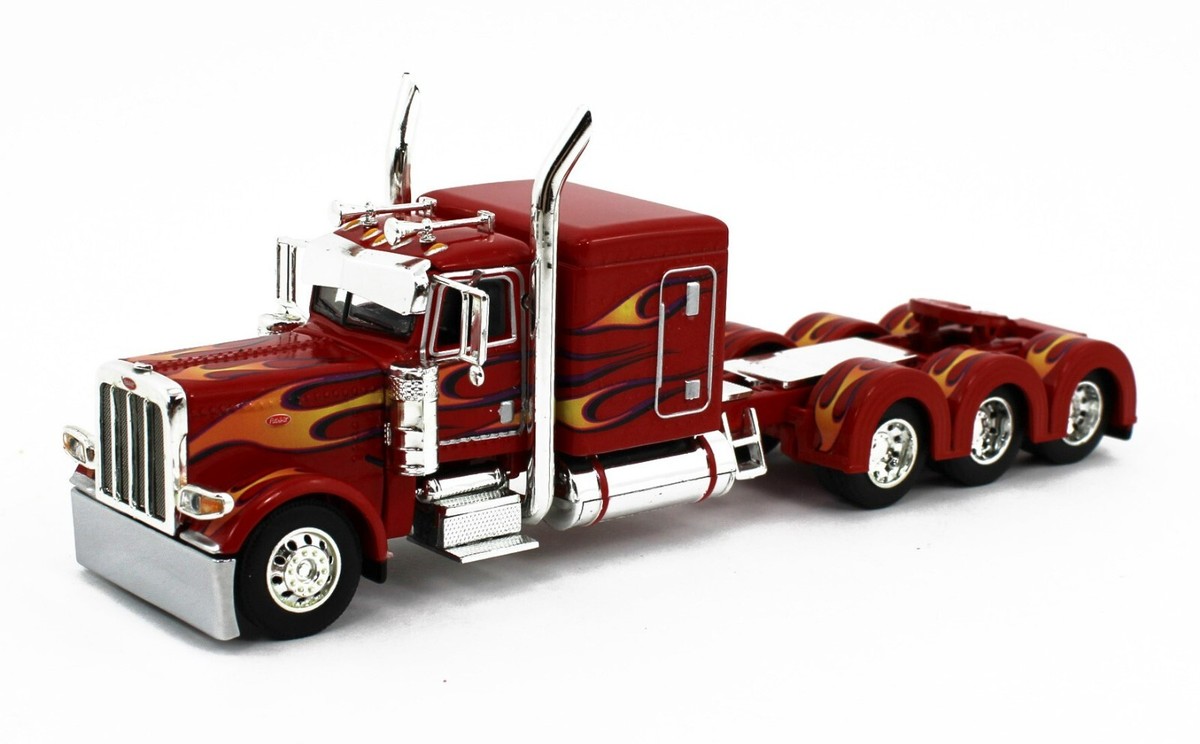 2022 DCP 1:64 *RED w/FLAME* Peterbilt 389 Tri-Axle w/Magnitude