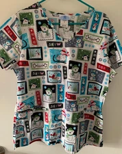 SB SCRUBS WOMENS CHRISTMAS SCRUB TOP    SIZE M