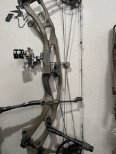 HOYT ARCHERY REDWRX CARBON RX-7 Ultra COMPOUND BOW LOADED! 60-70LBS