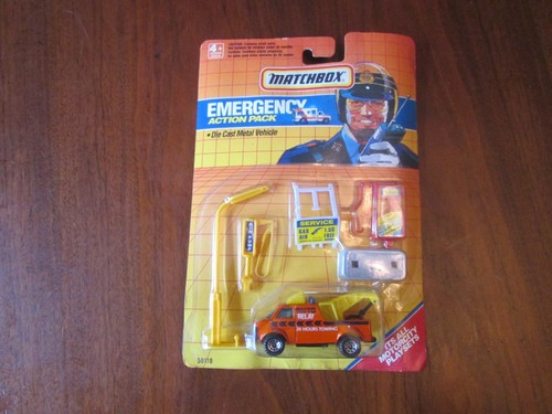 1990 Matchbox Emergency Action Pack Breakdown Van 24 HR Towing Orange 1/64 NOS