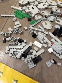 Vintage LEGO Set 6073 Knight's Castle 1984 Incomplete With Box Pls Read