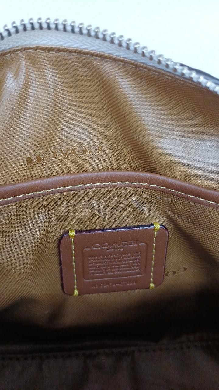 Pouch Ct893 Model Number Strawberry Pattern White… - image 8