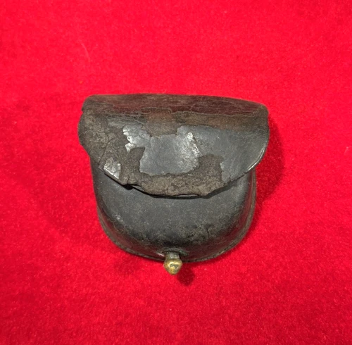 ORIG CIVIL WAR SOLDIER'S DARK LEATHER CAP BOX / GREAT PATINA