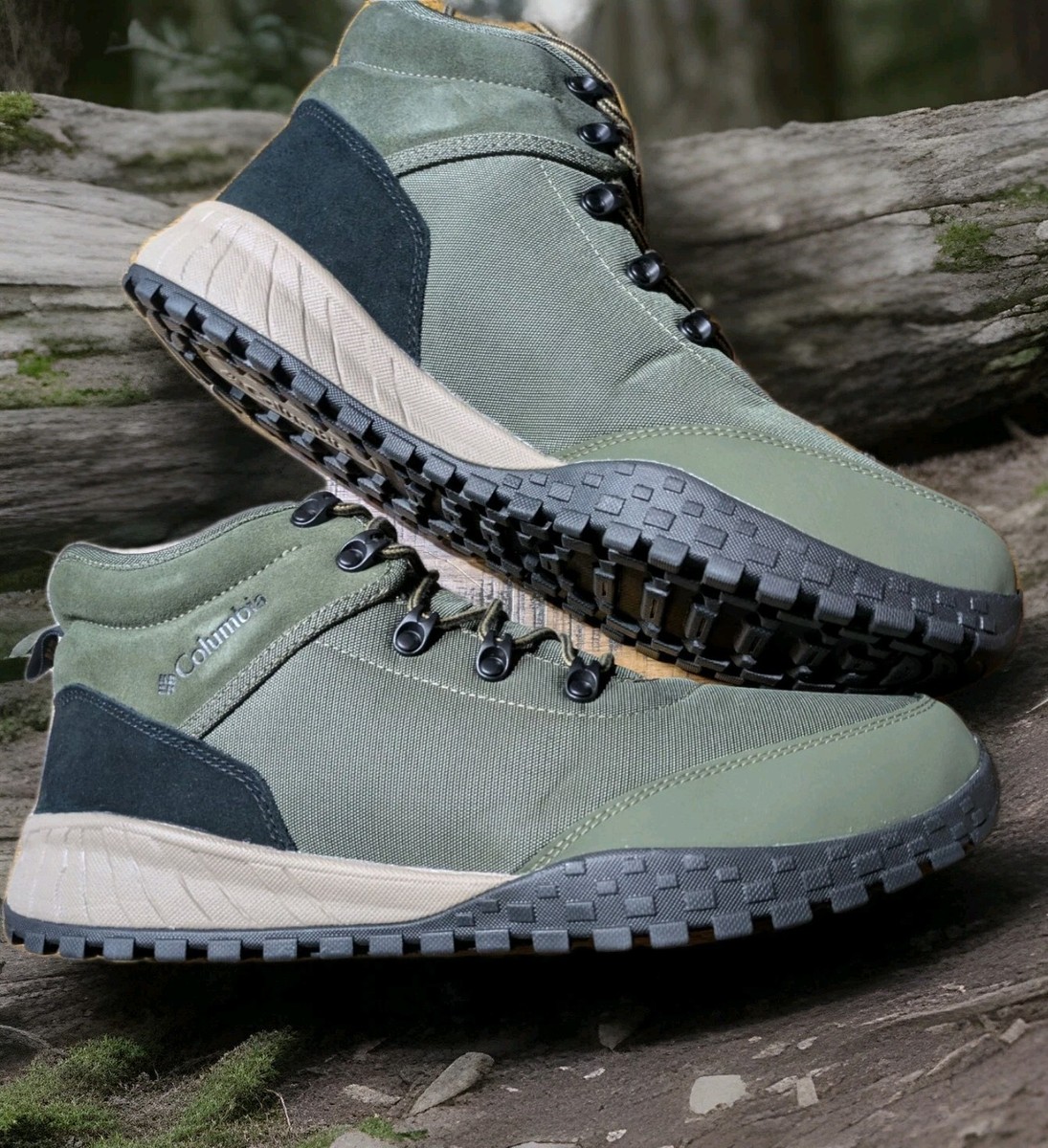 Men's COLUMBIA Pineknoll Mid Waterproof Omni-Grip Trail-Hiking