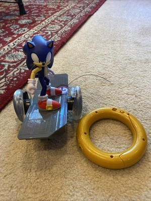 Sonic The Hedgehog Speed RC Skateboard Vehicle with Gold Ring Controller