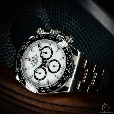 Rolex Cosmograph Daytona White Dial ''Panda'' Box & Papers 40mm - 126500LN