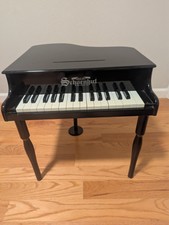 Vintage Schoenhut child's 30 key piano - all keys working 20" x 20" x 21""