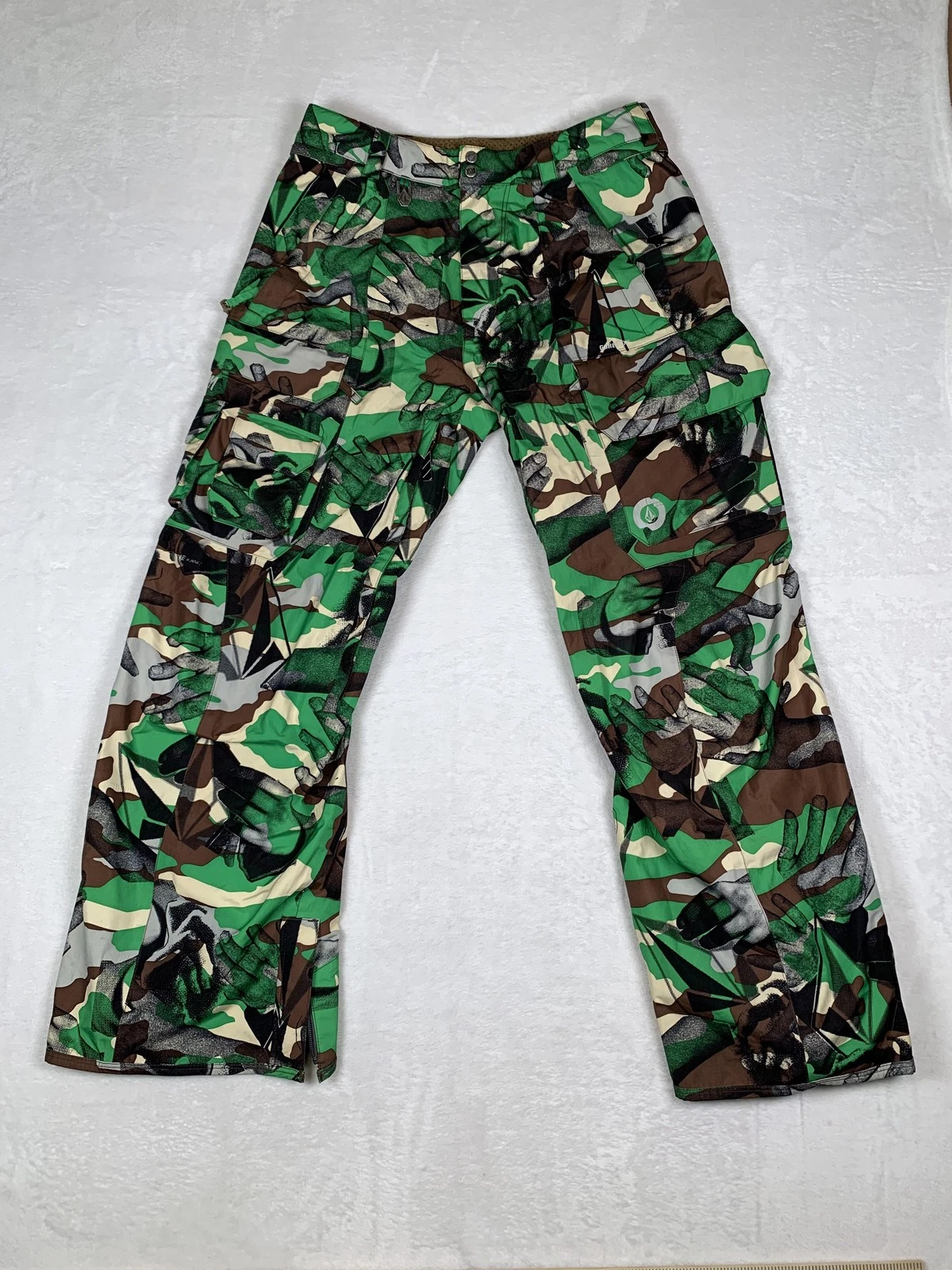 Volcom Omega GORE-TEX Snow Pants Mens Medium Green Camo Ski RECCO Waterproof