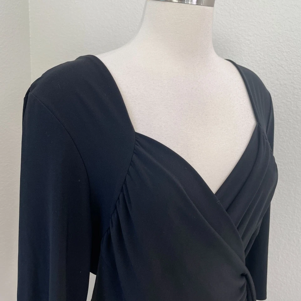 Vestido envolvente negro Kiyonna Plus 3X elástico escote corazón manga 3/4 para mujer Foto 2 de 4