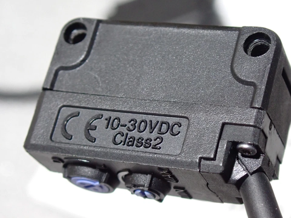 PZ-G41EN KEYENCE SENSOR LOT OF [3] NEW - Image 3 of 4