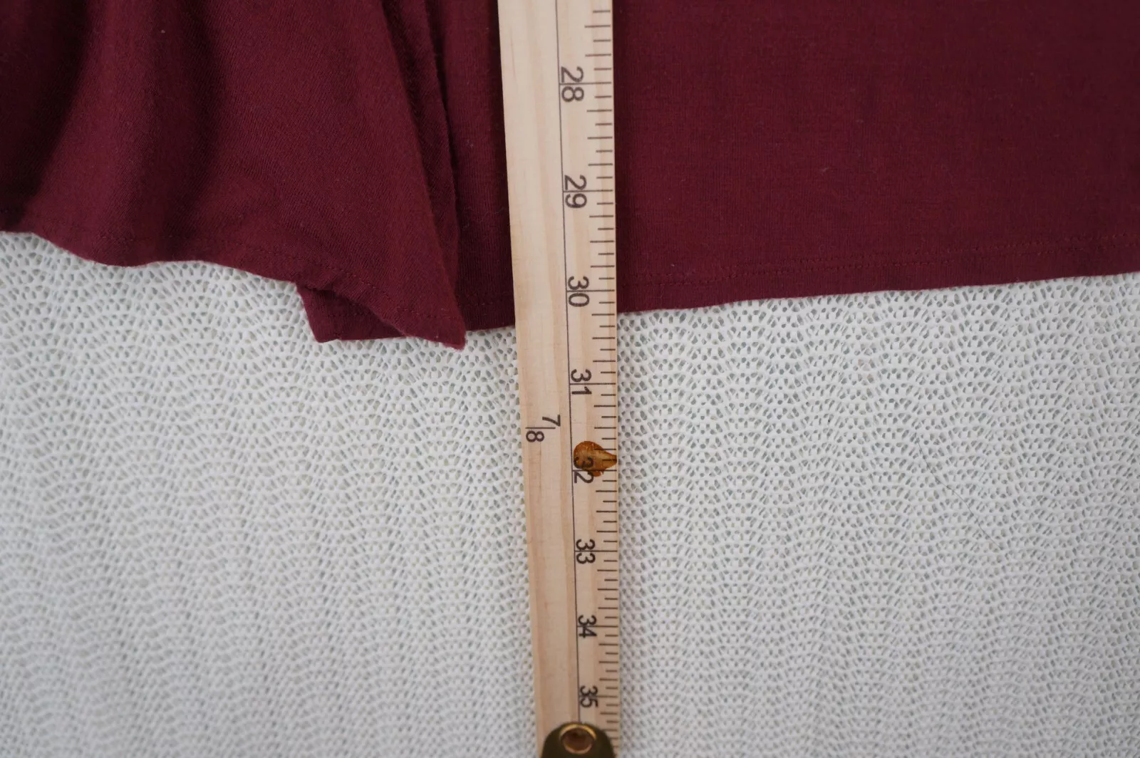 fabletics sleeveless burgundy maroon purple tank-top