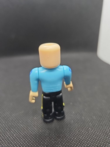 Mick The Cop Roblox 2,5" sin pelo - Imagen 4 de 7