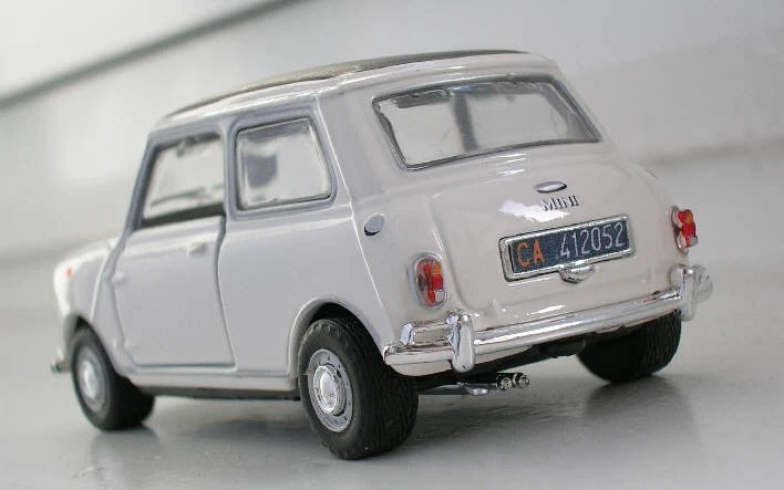 MINI COOPER 1/43 rover o austin innocenti bmc morris minor authi bianca t. nero - Immagine 2 di 2