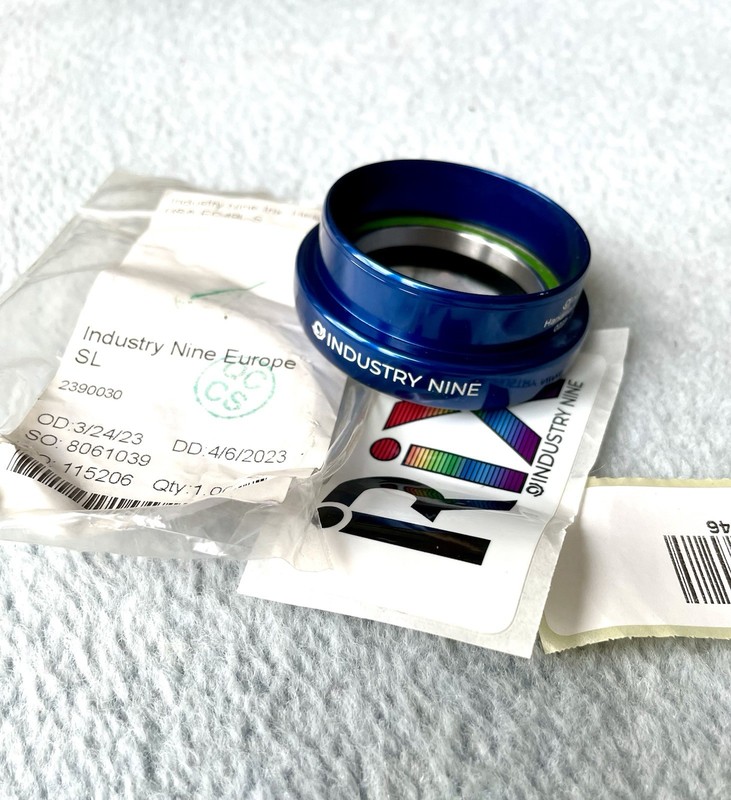 Industry Nine Irix EC49 1.5 Headset Complete Lower Assembly Blue Hope Chris king
