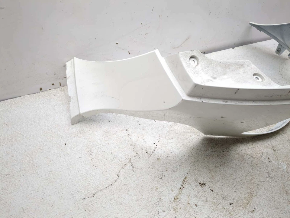 12-19 Can Am Spyder Roadster RT Rear Fender - Image 4 of 4